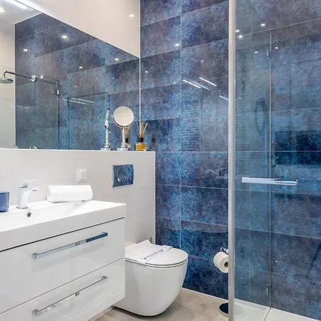 Luxurioes Eingerichtete-helle Am By Interhome * Świnoujście