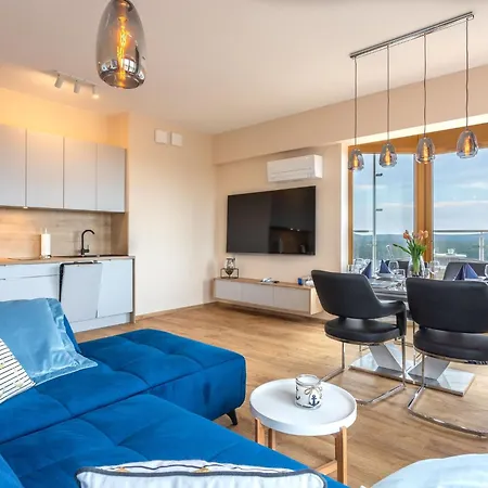 Luxurioes Eingerichtete-helle Am By Interhome * Świnoujście